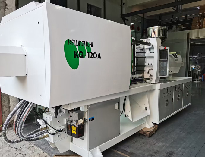 Welcome our family member-A new injection molding machine